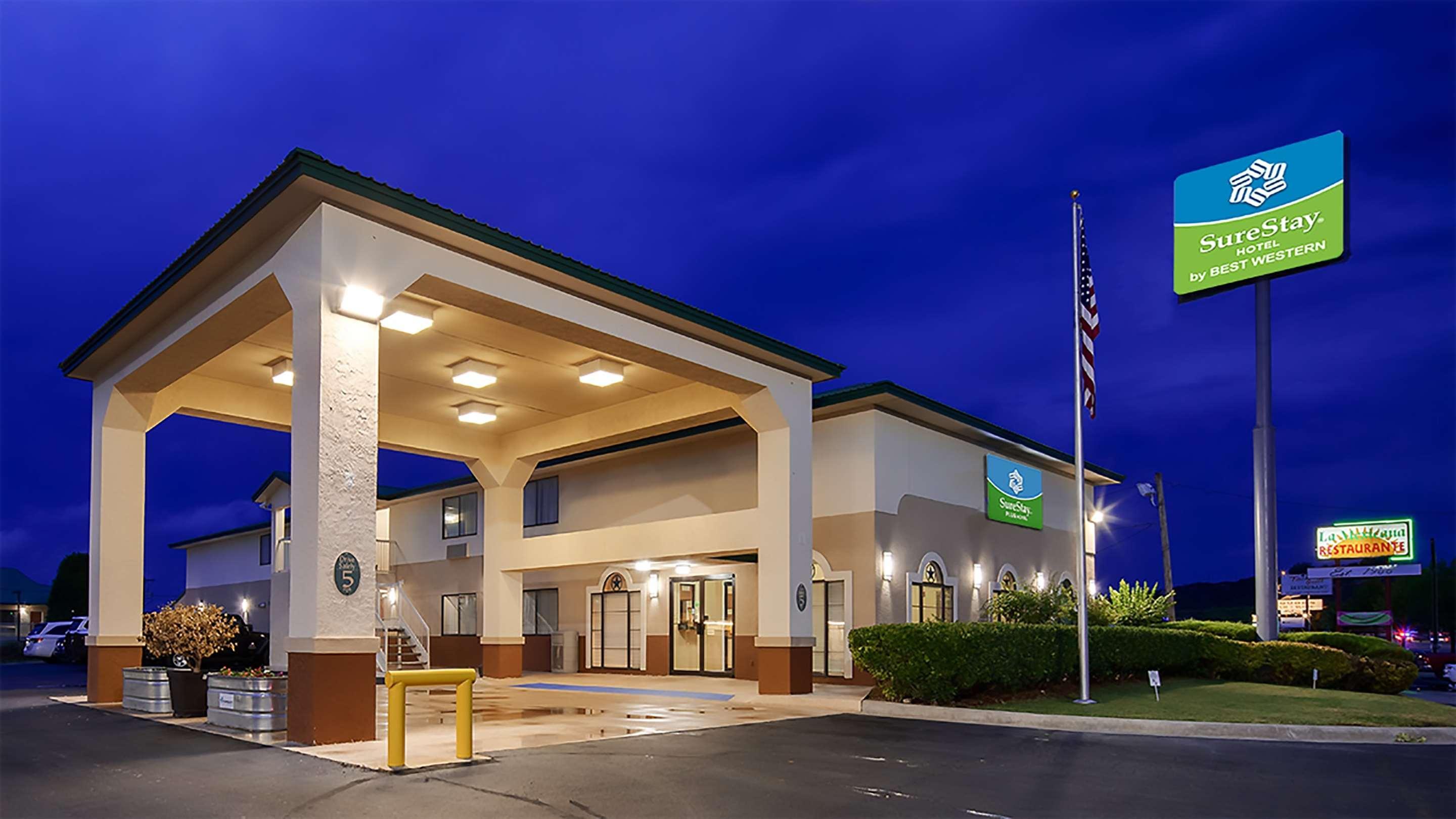 Best Western Plus Main Street Inn Brawley Екстериор снимка