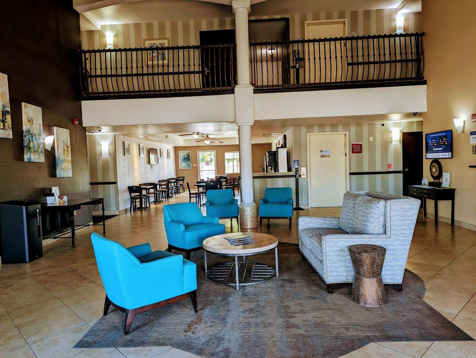 Best Western Plus Main Street Inn Brawley Екстериор снимка