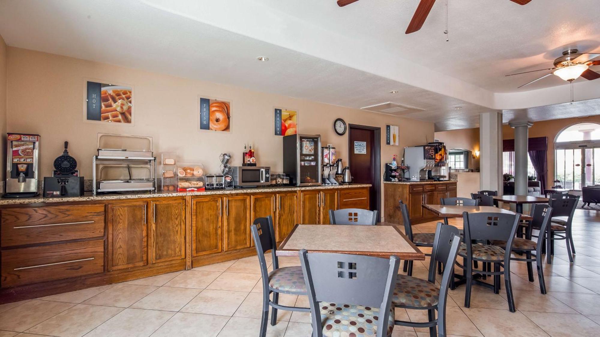Best Western Plus Main Street Inn Brawley Екстериор снимка