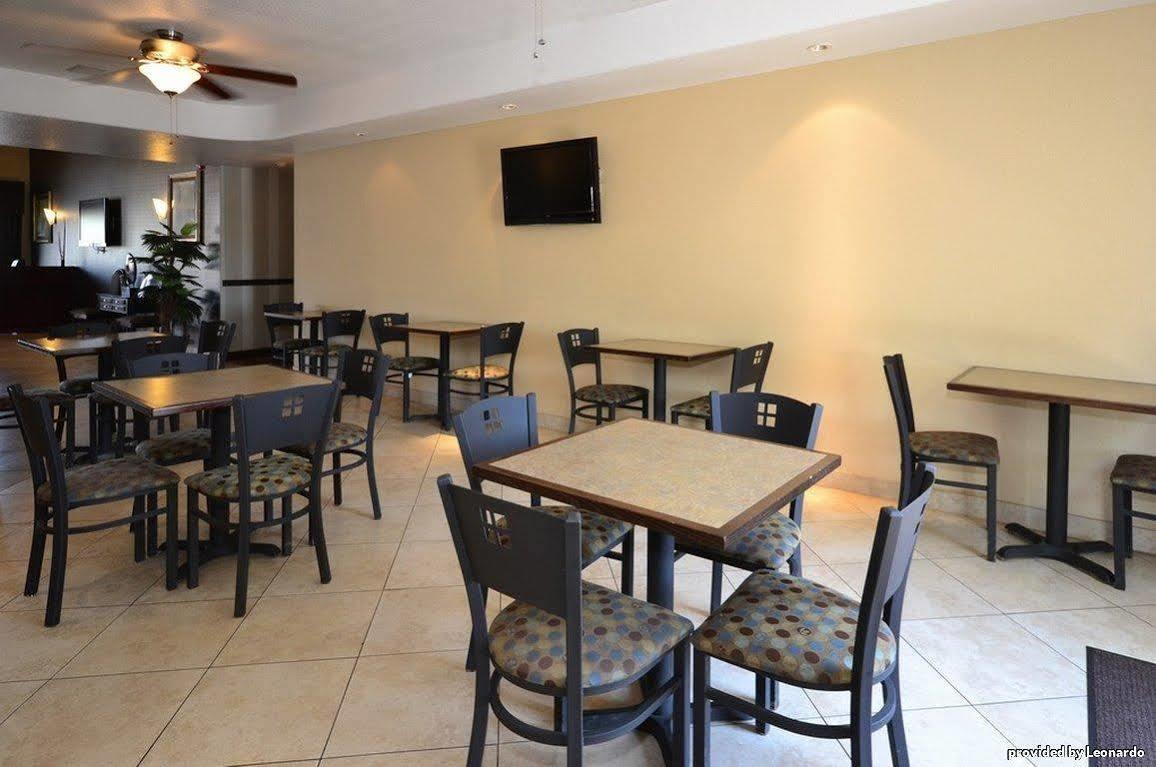 Best Western Plus Main Street Inn Brawley Екстериор снимка